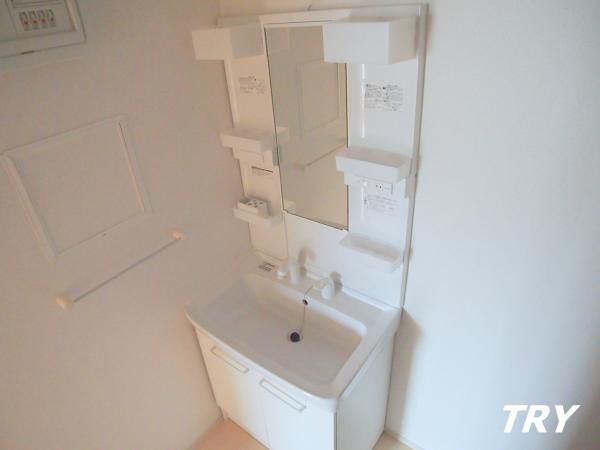 �y���ʏ��z�@�V�����v�[�h���b�T�[�@���]�^�C�v