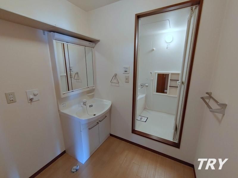 �y���ʏ��z�@