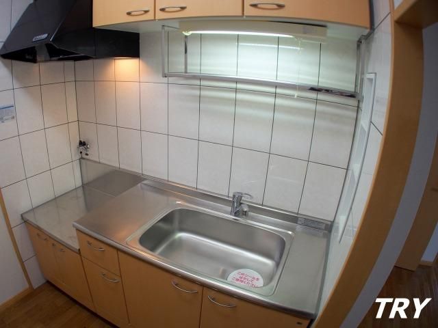 �y�L�b�`���z�@