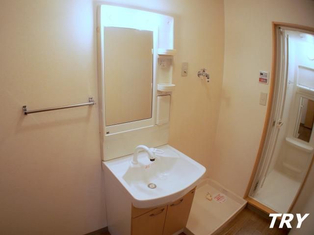 �y���ʏ��z�@