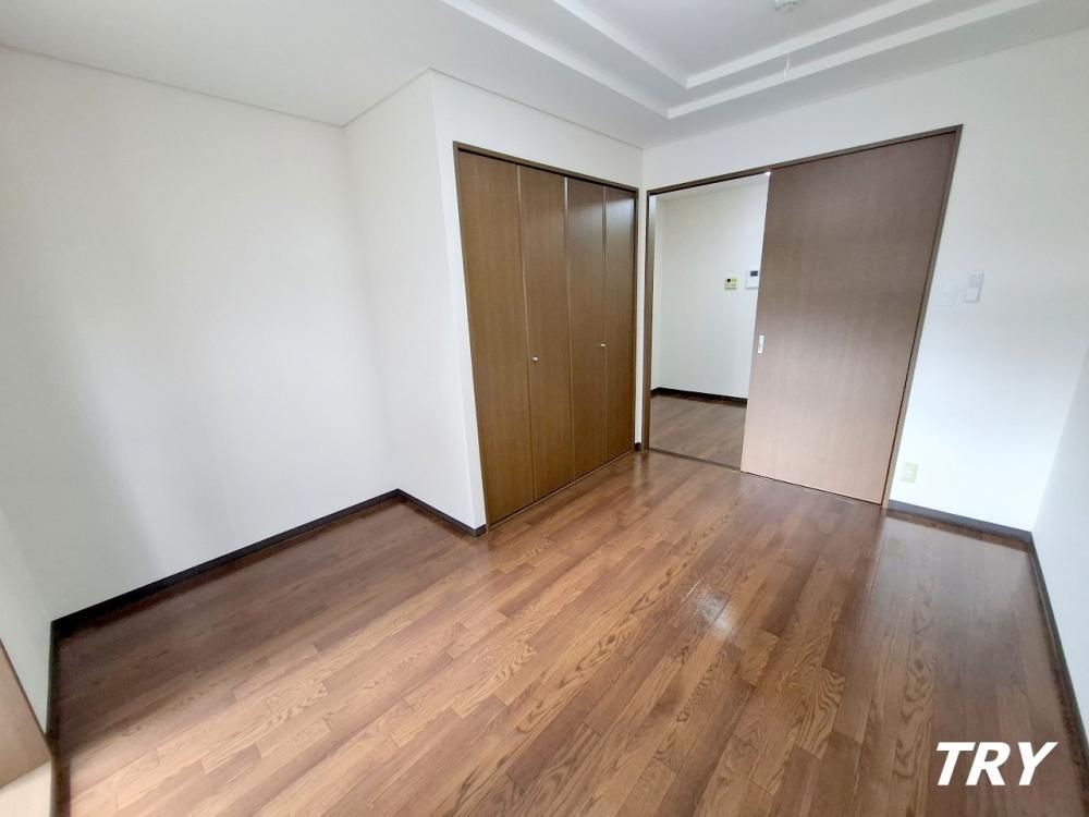 �y�Q���z�@