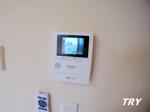 �y���̑��ݔ��z�@���j�^�[�t�C���^�[�z��