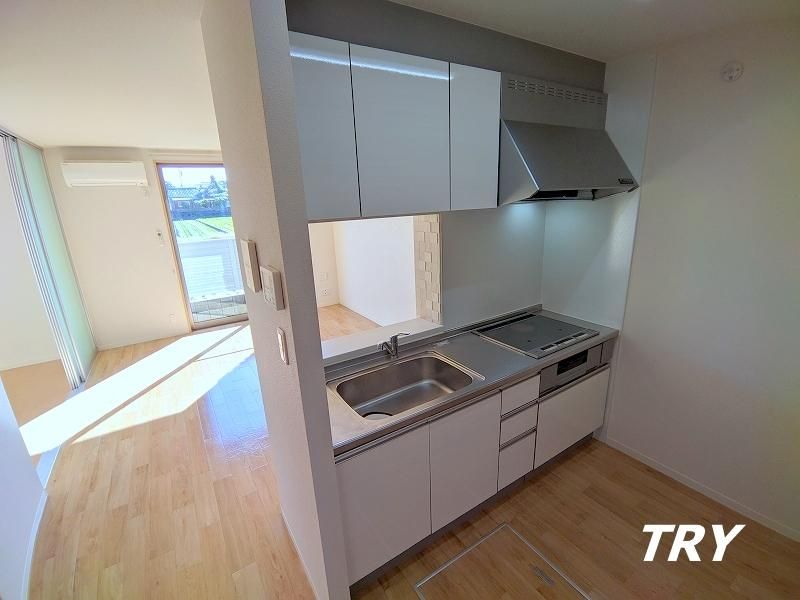 �y�L�b�`���z�@