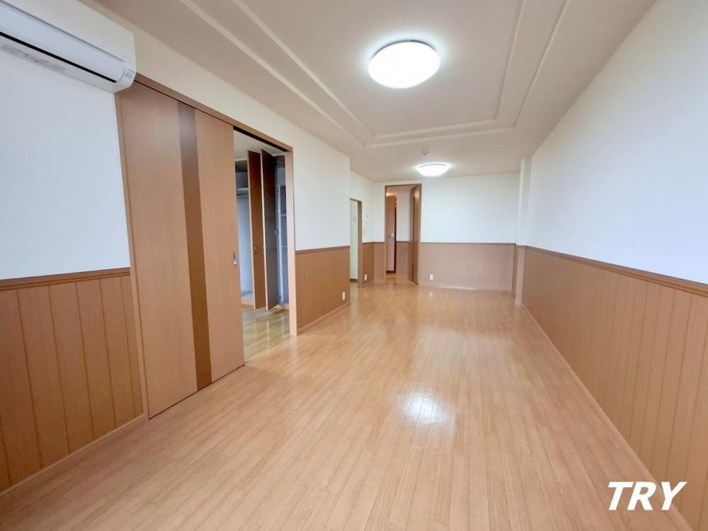 �y���ԁE���r���O�z�@