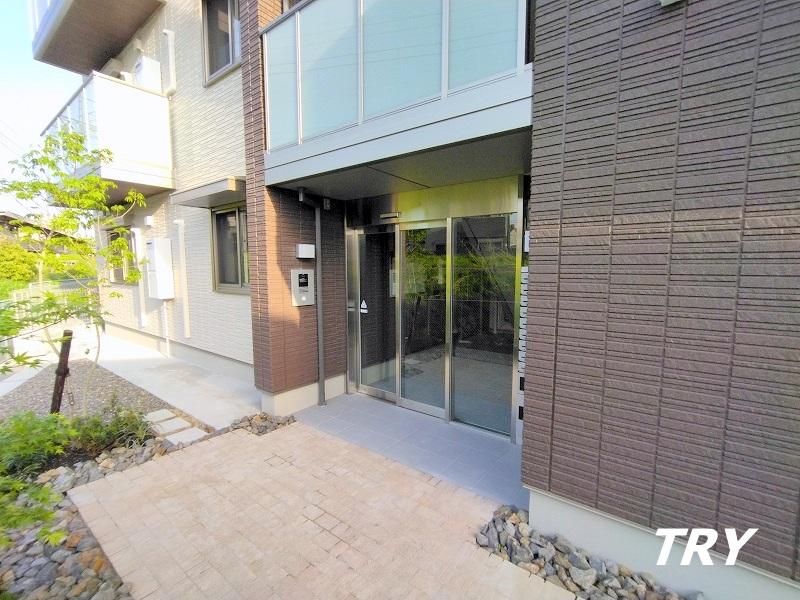 �y�G���g�����X�z�@