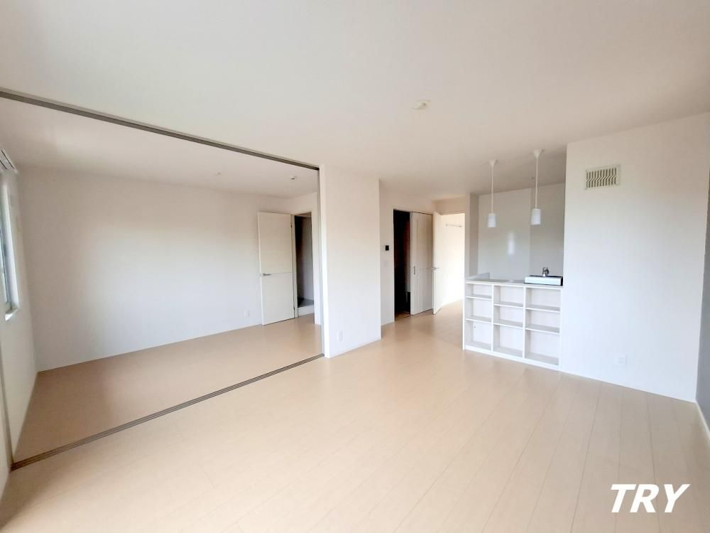 �y���ԁE���r���O�z�@