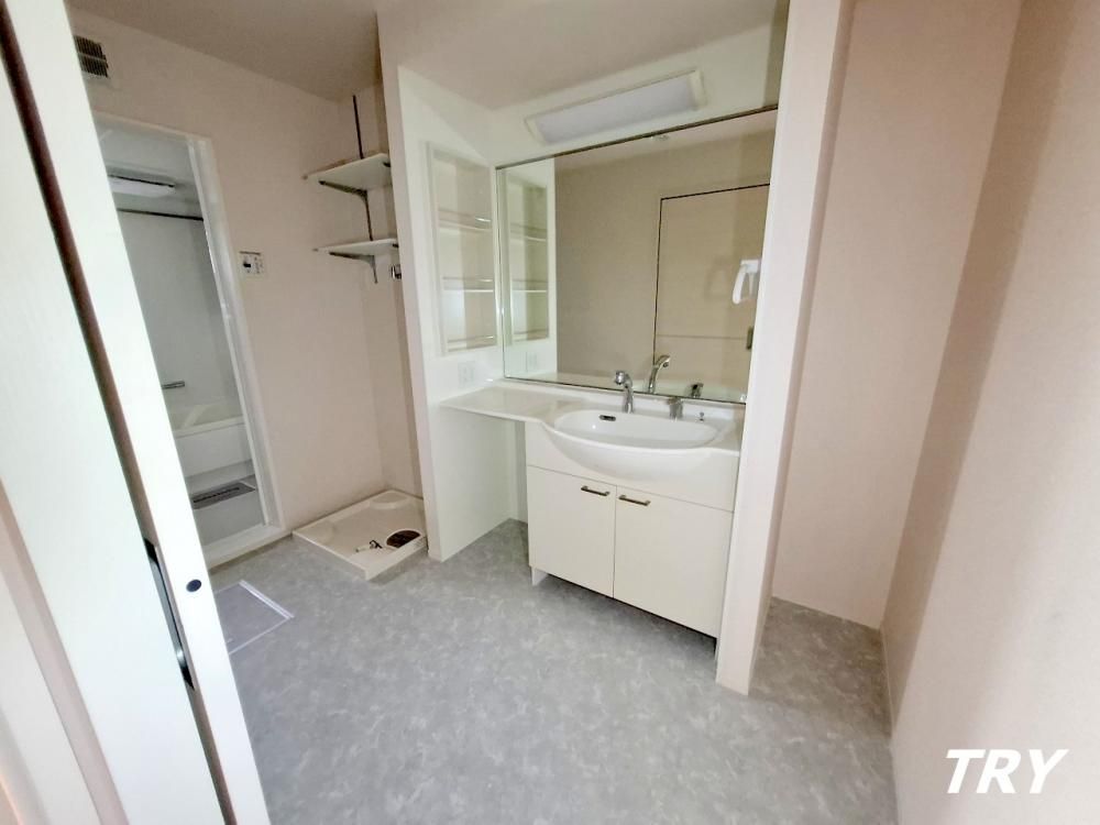 �y���ʏ��z�@