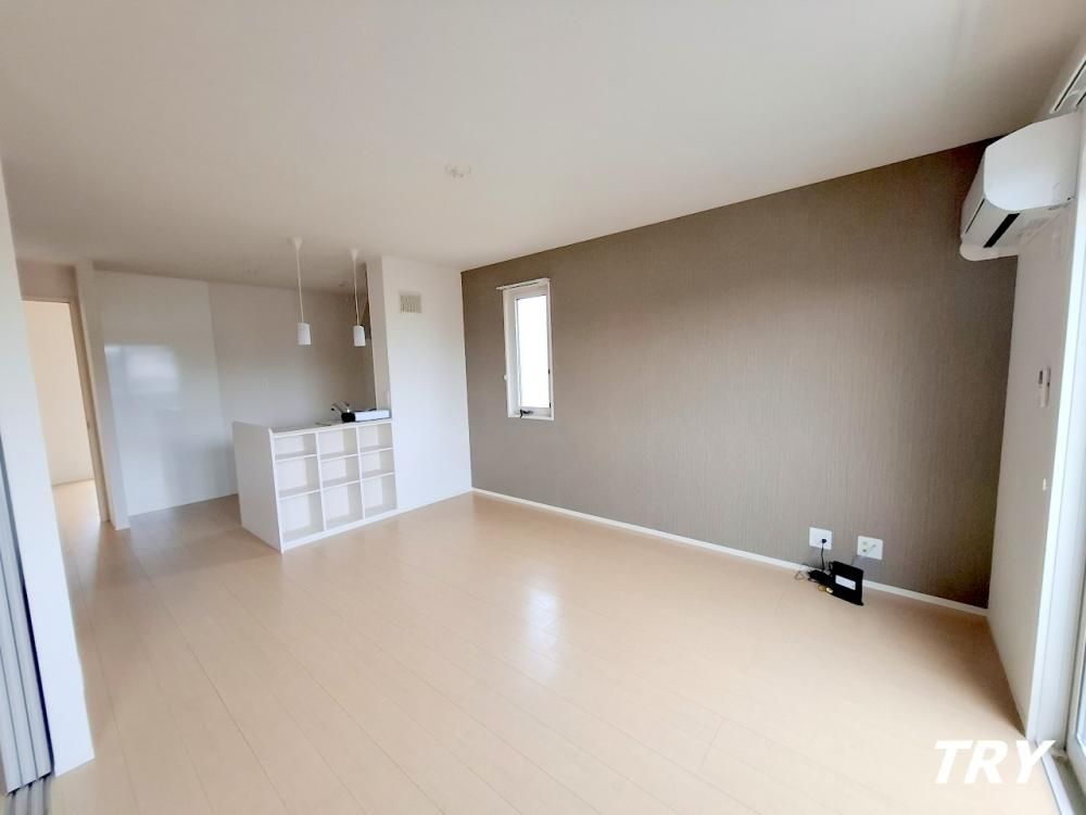 �y�����E���r���O�z�@