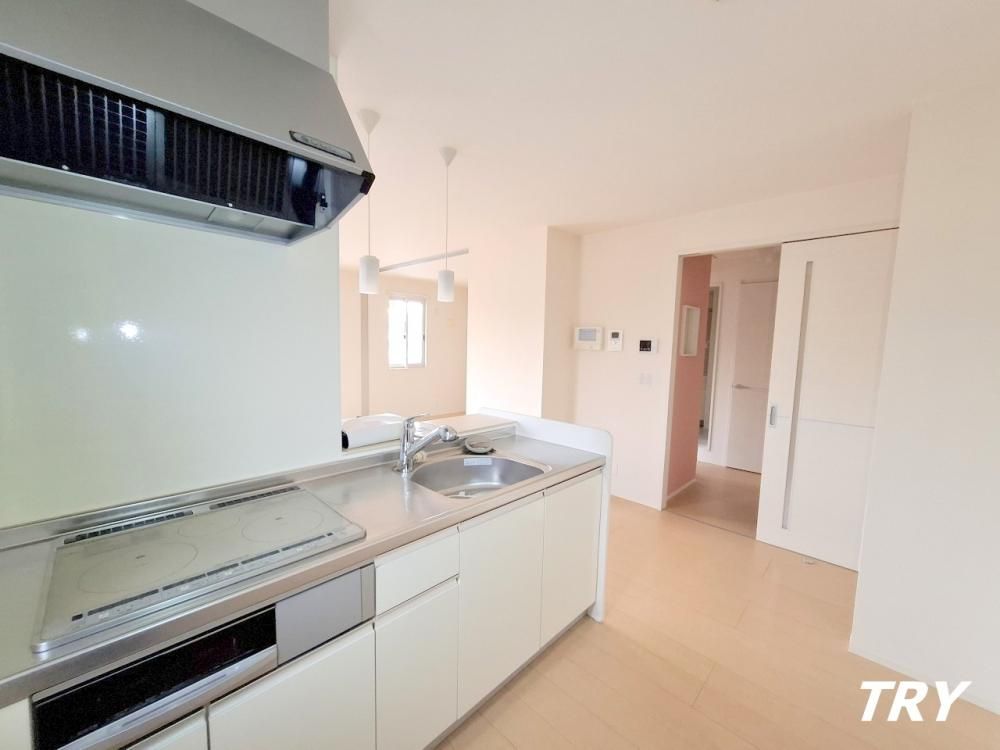 �y�L�b�`���z�@