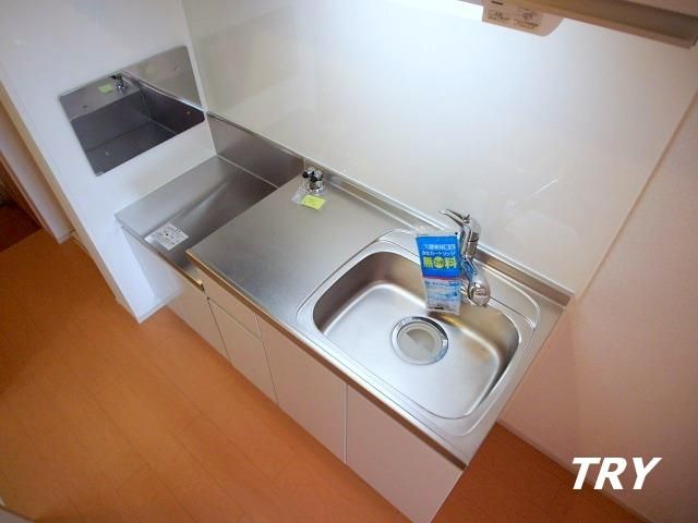 �y�L�b�`���z�@