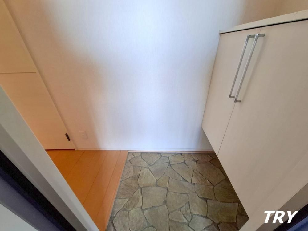 �y���ցz�@