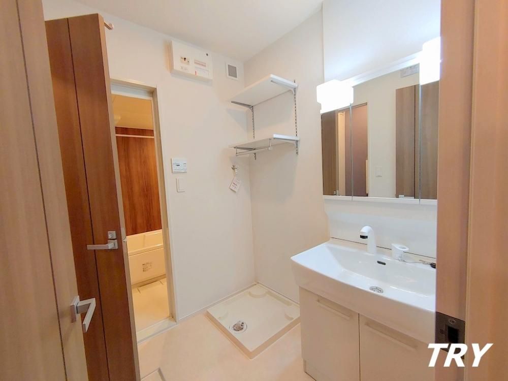 �y���ʏ��z�@