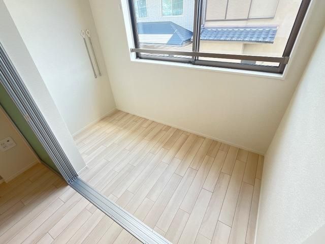 �y�x�����_�z�@