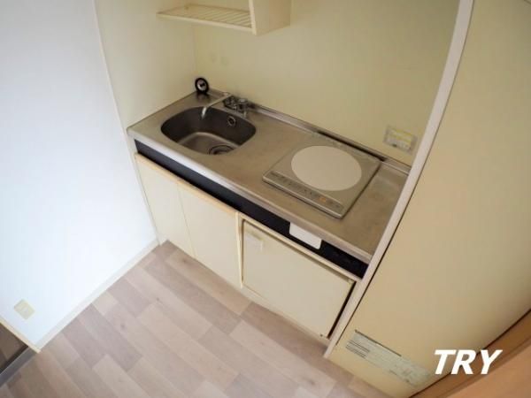 �y�L�b�`���z�@