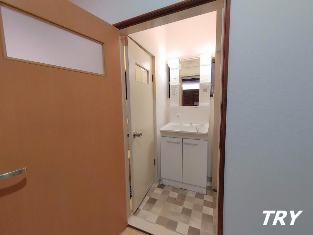 �y���ʏ��z�@