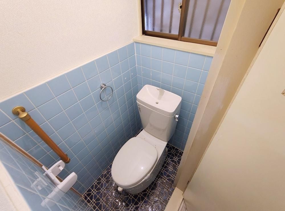 �y�g�C���z�@