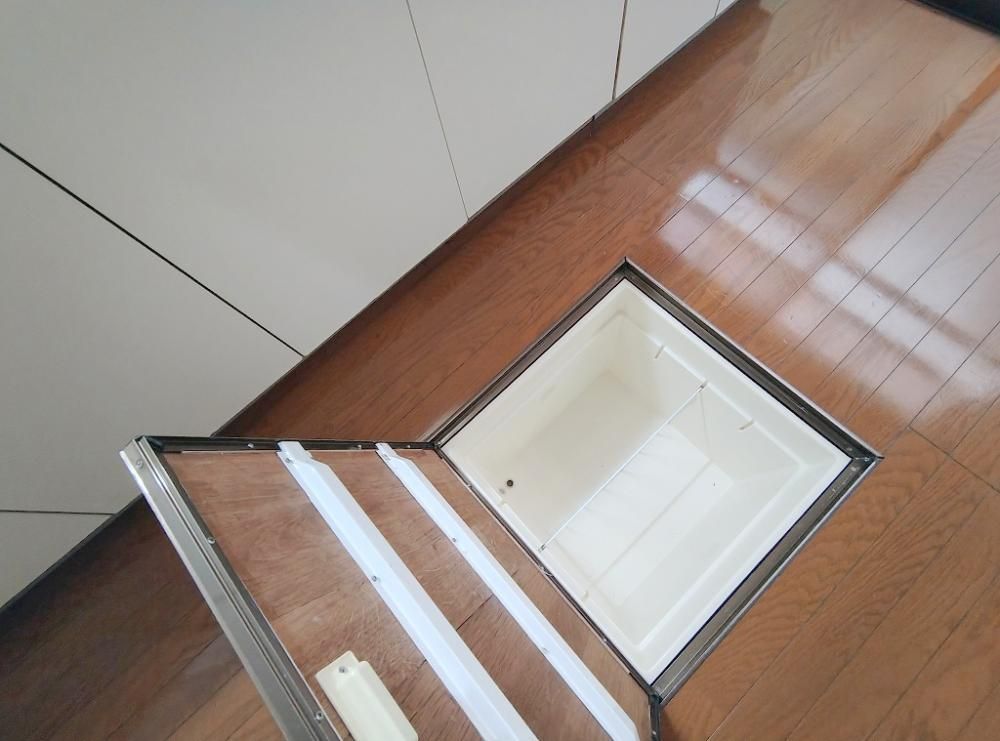 �y���[�z�@