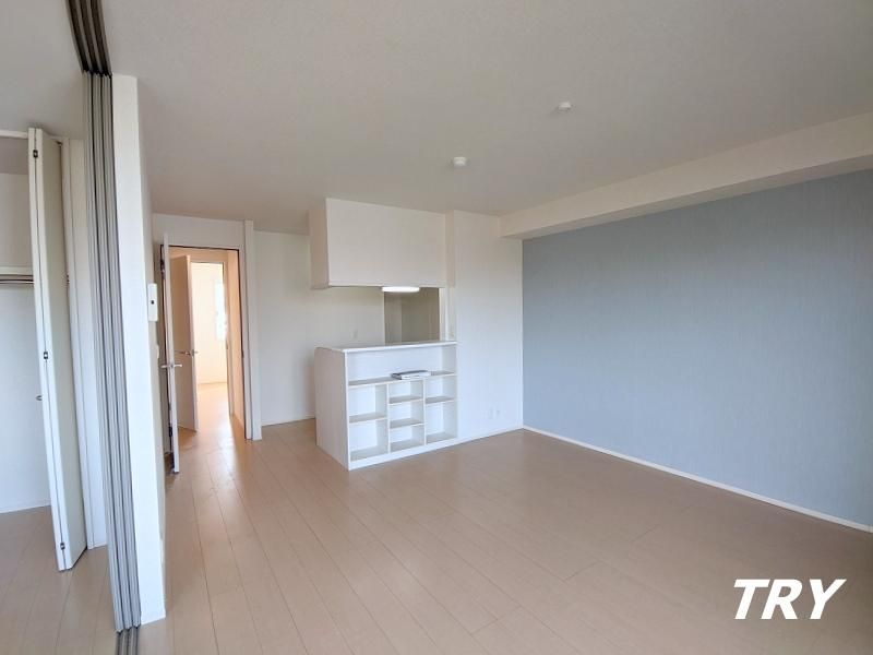 �y���ԁE���r���O�z�@