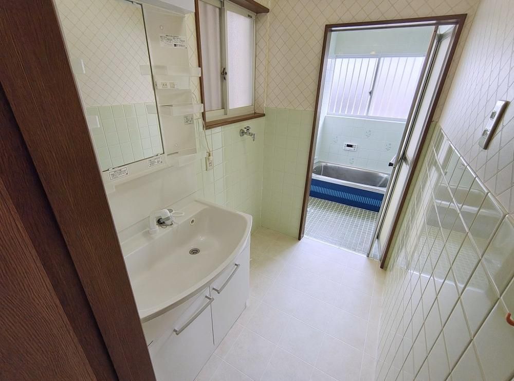 �y���ʏ��z�@