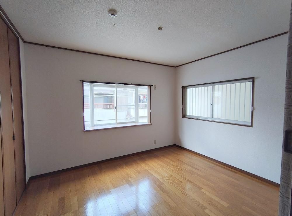 �y���̑������E�X�y�[�X�z�@�Q�K�m���V��