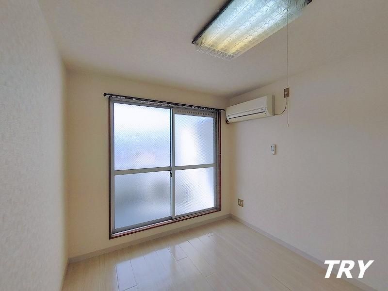 �y�q�������z�@