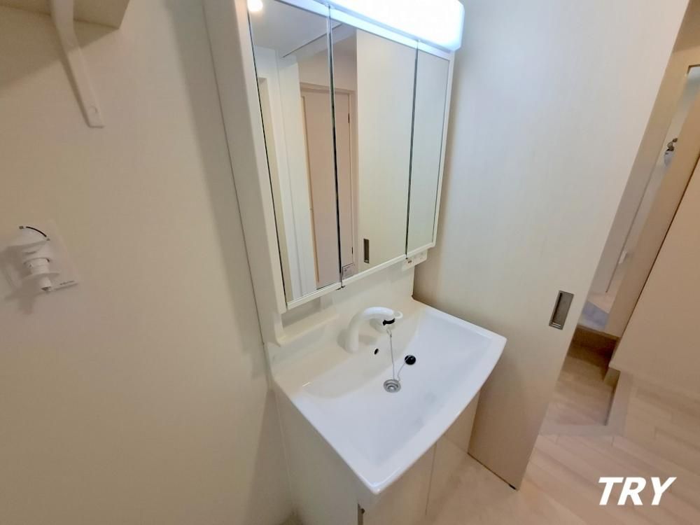 �y���ʏ��z�@