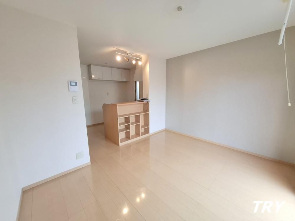 �y���ԁE���r���O�z�@