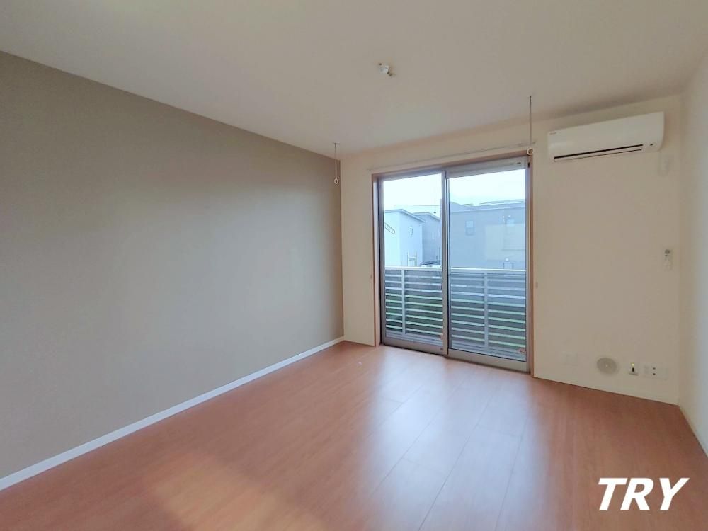 �y���ԁE���r���O�z�@