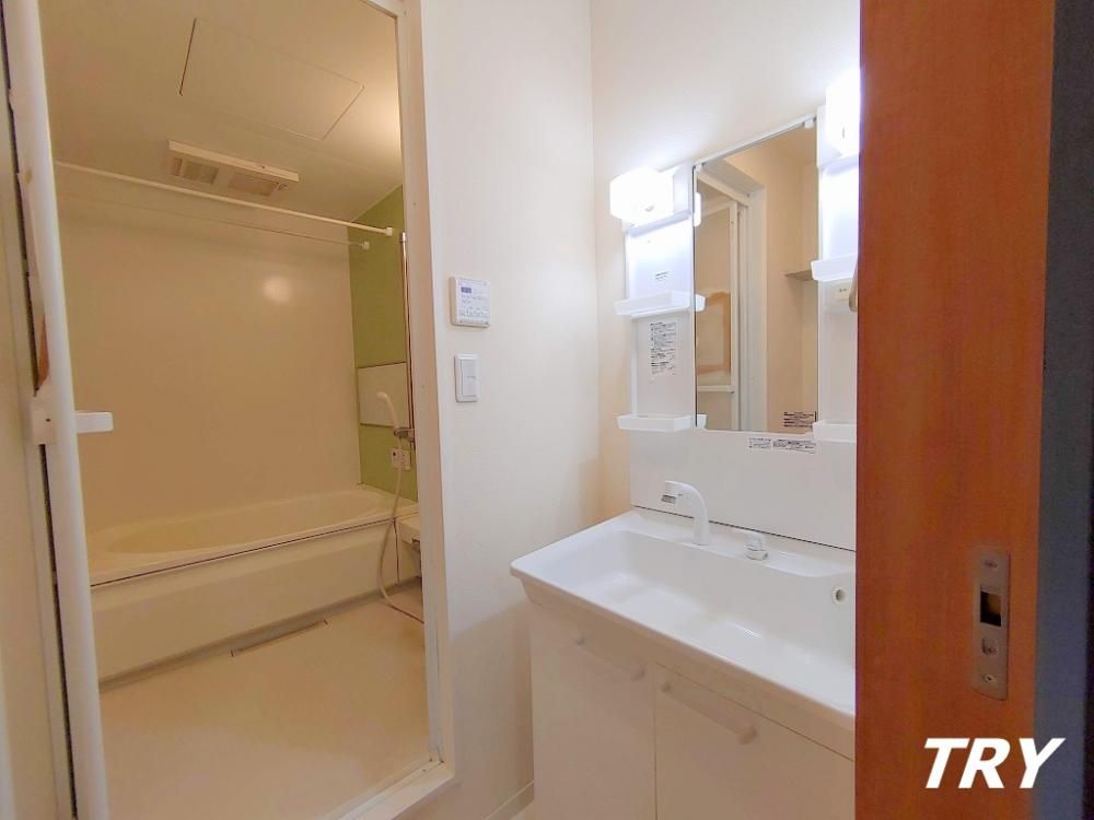 �y���ʏ��z�@