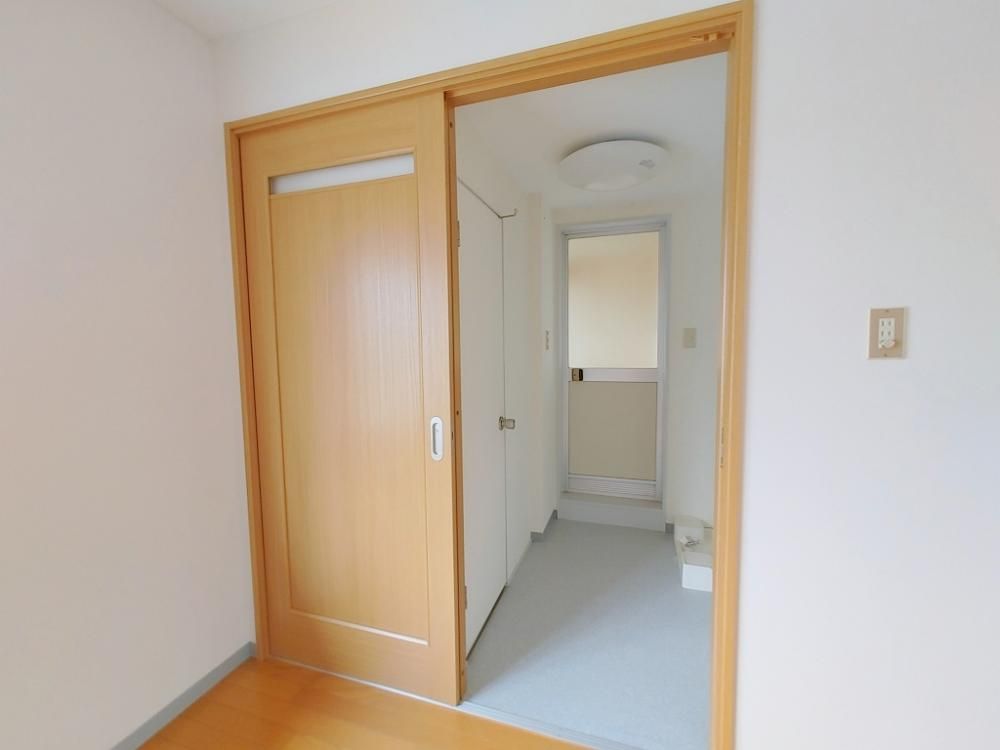 �y���ʏ��z�@