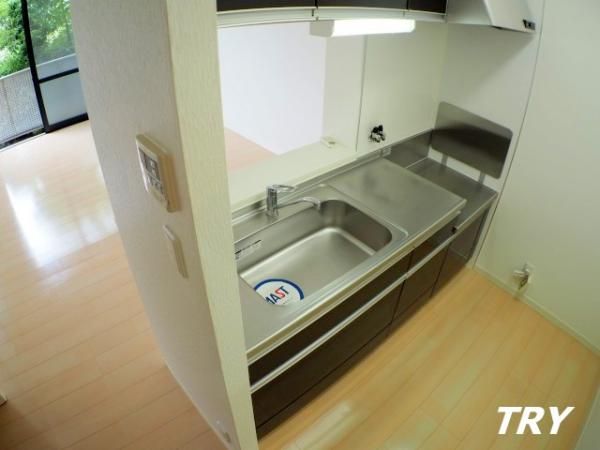 �y�L�b�`���z�@