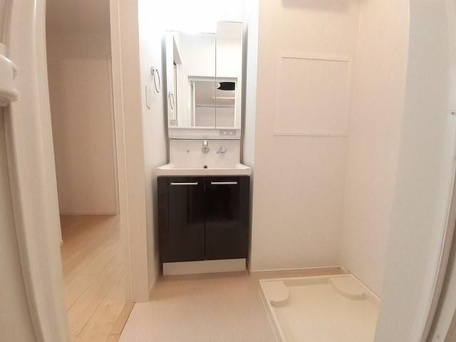 �y���ʏ��z�@