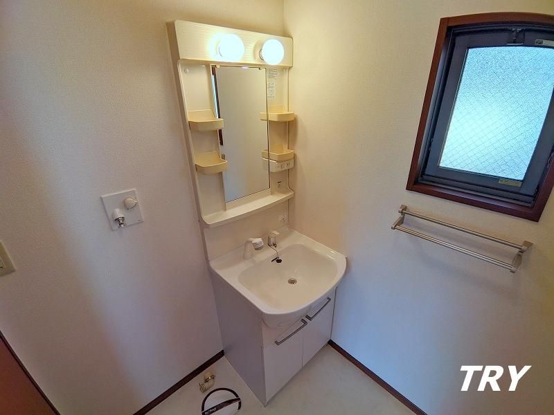 �y���ʏ��z�@