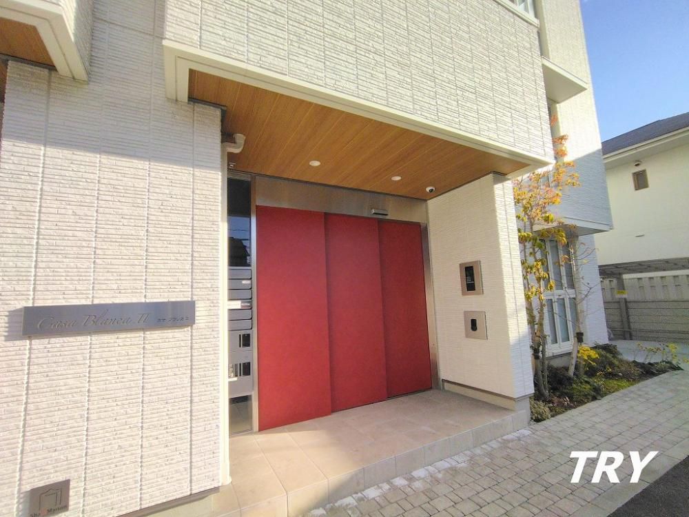 �y�G���g�����X�z�@