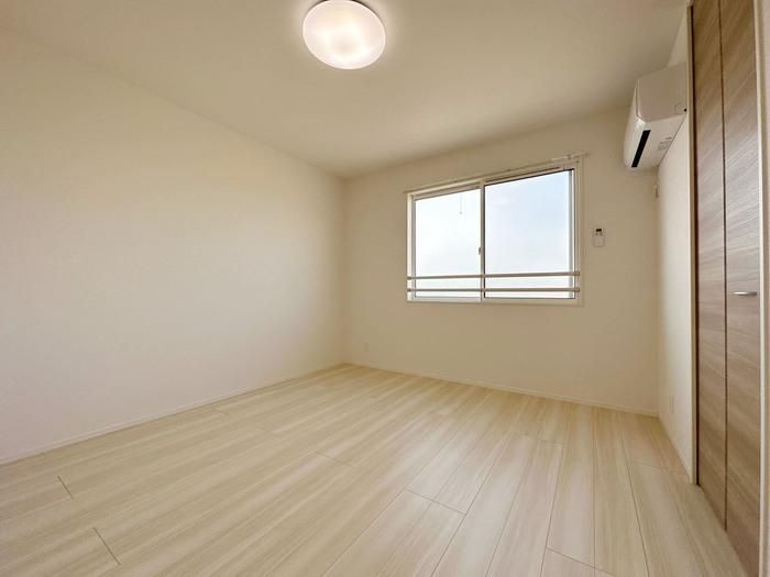 �y���̑������E�X�y�[�X�z�@