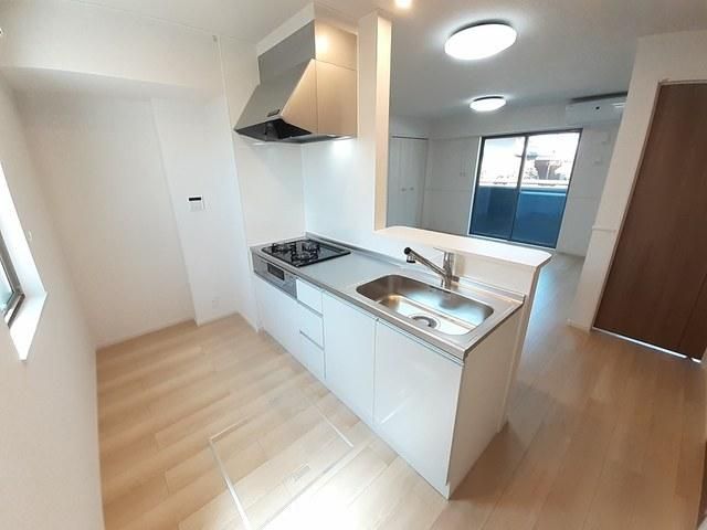 �y�L�b�`���z�@