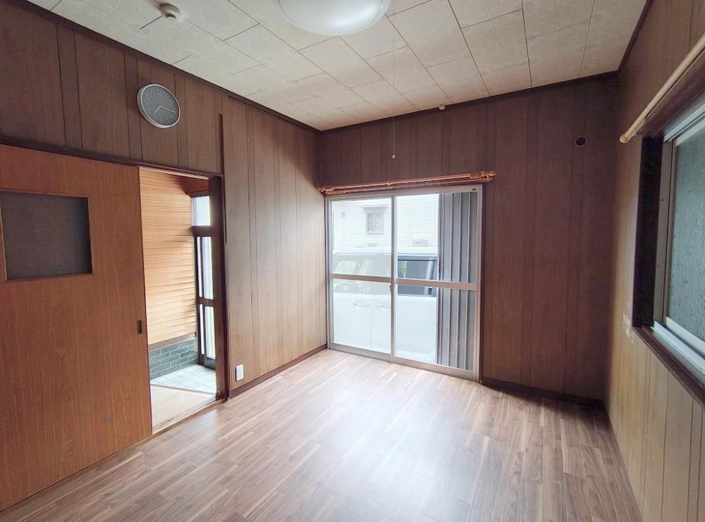 �y���ԁE���r���O�z�@