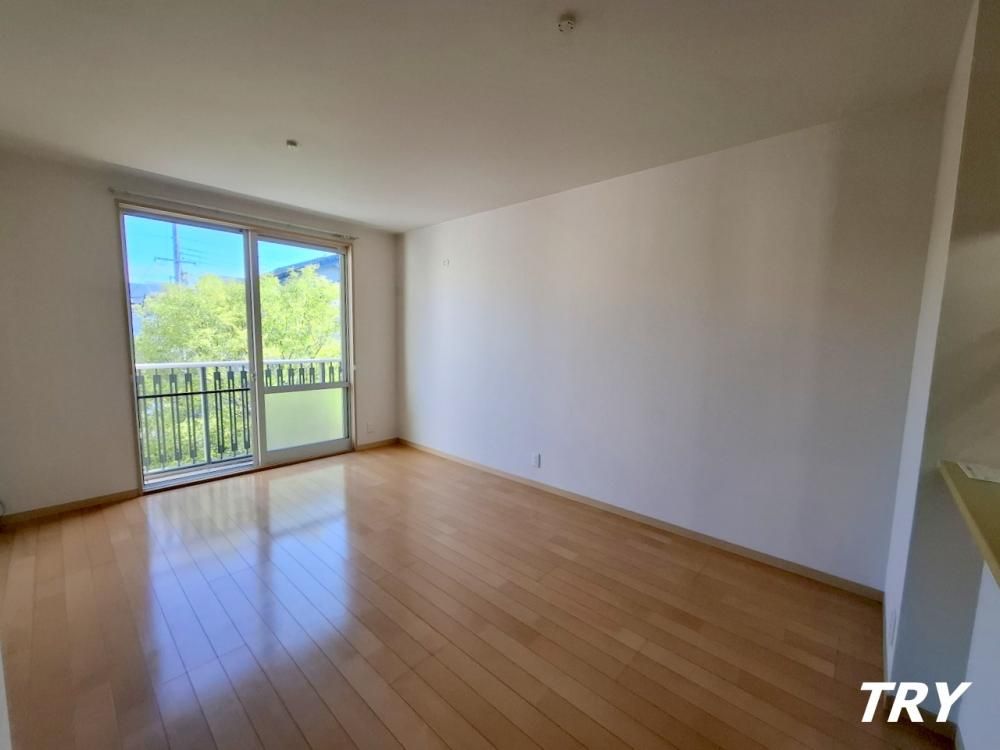 �y���ԁE���r���O�z�@