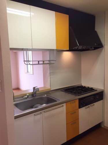 �y�L�b�`���z�@