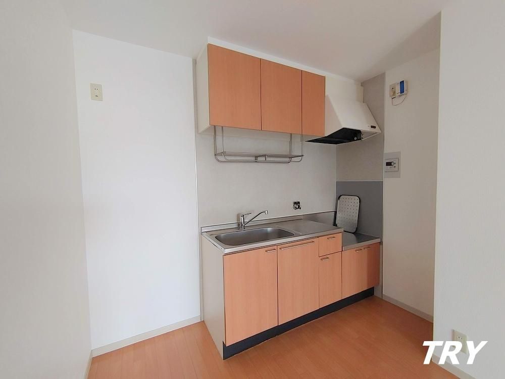 �y�L�b�`���z�@