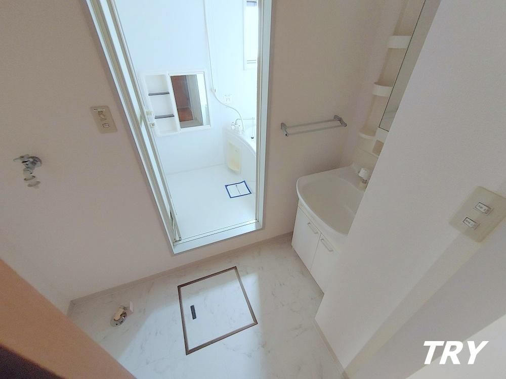 �y���ʏ��z�@