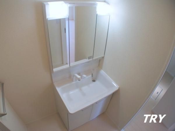 �y���ʏ��z�@�V�����v�[�h���b�T�[