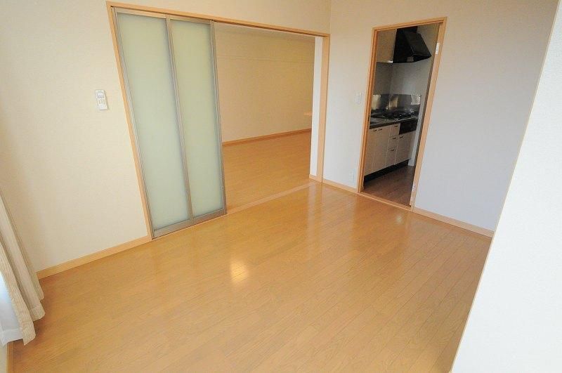 �y�Q���z�@