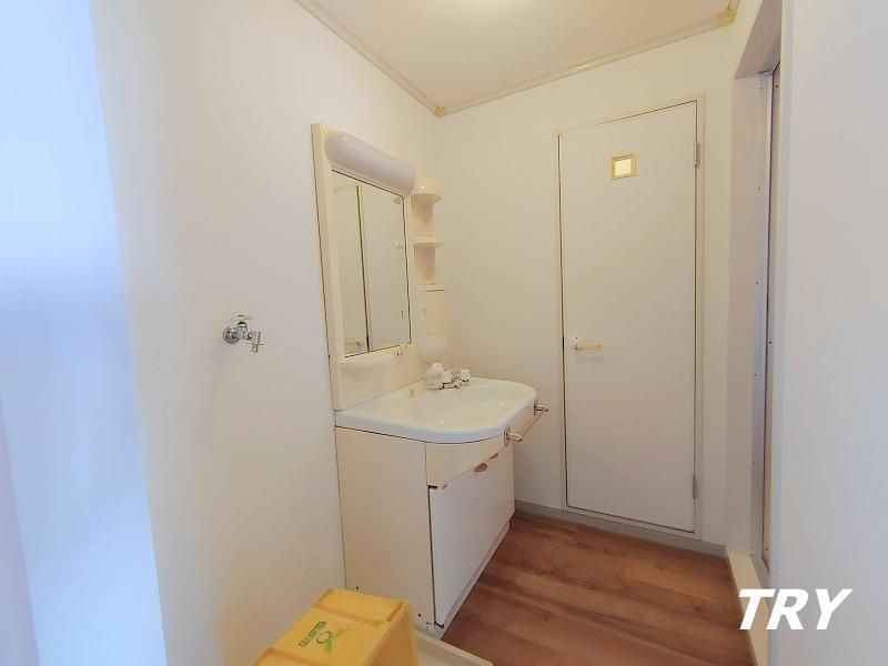 �y���ʏ��z�@