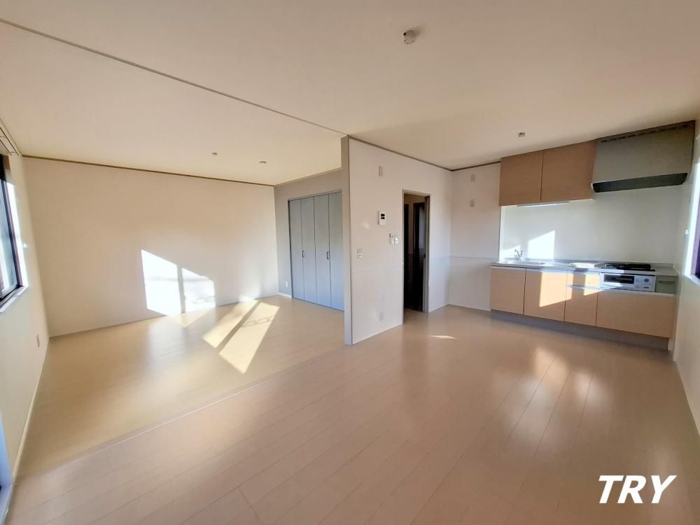 �y���ԁE���r���O�z�@