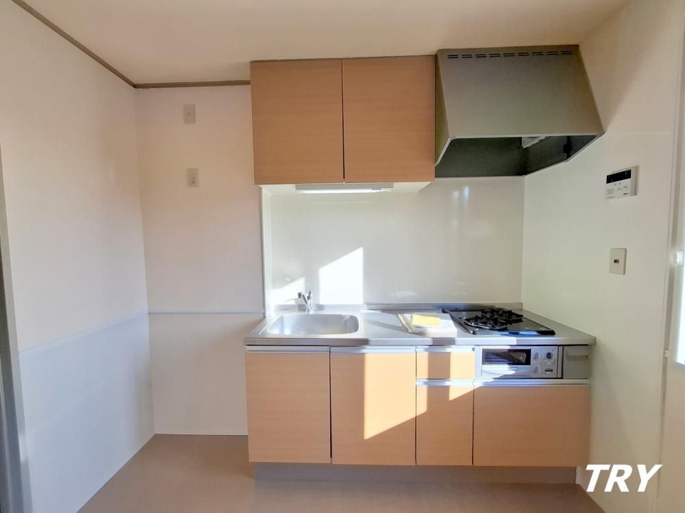 �y�L�b�`���z�@