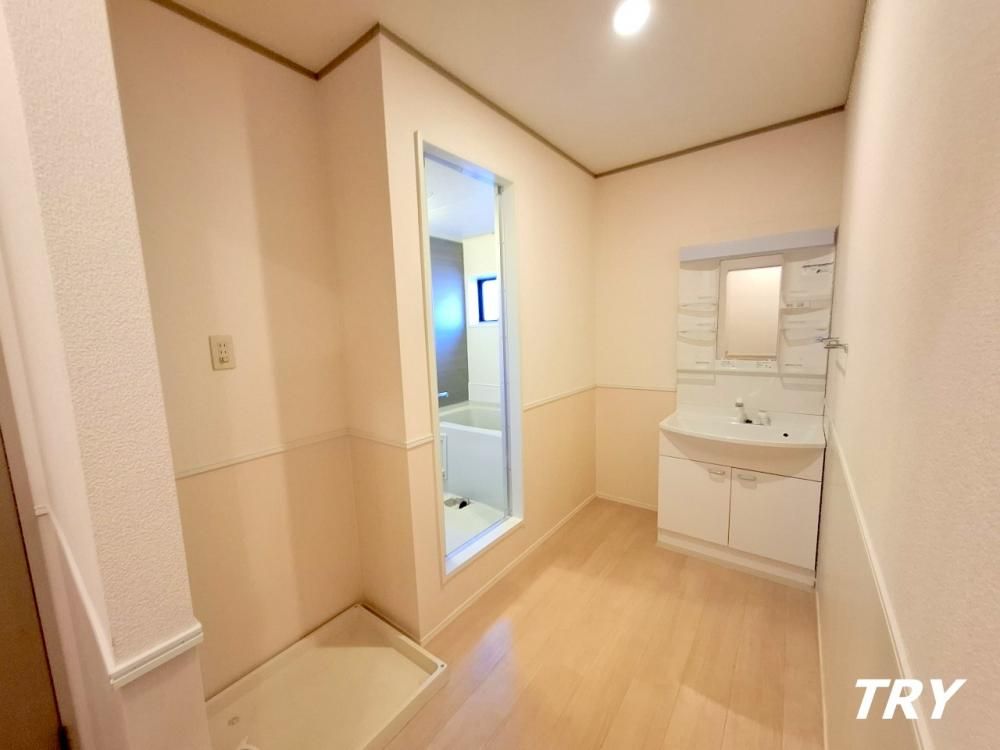 �y���ʏ��z�@