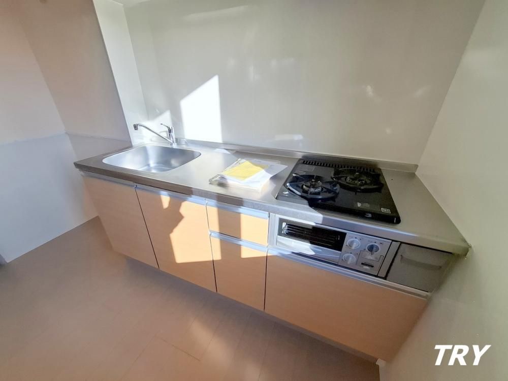 �y�L�b�`���z�@