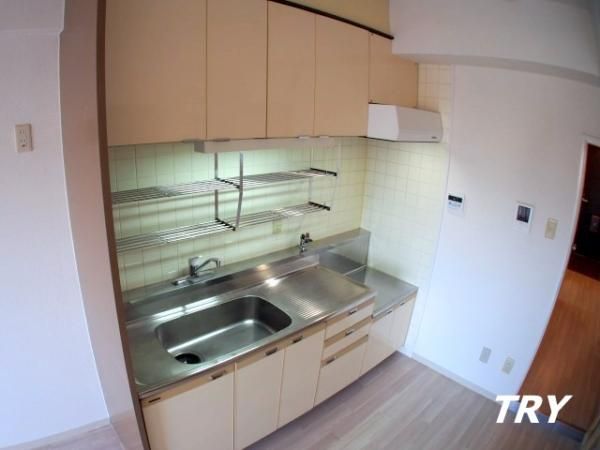 �y�L�b�`���z�@