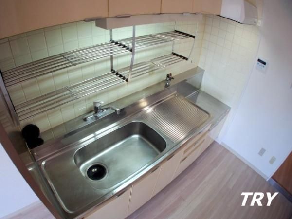 �y�L�b�`���z�@